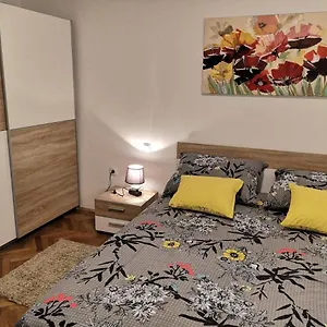 Eugenia Apartment Pula